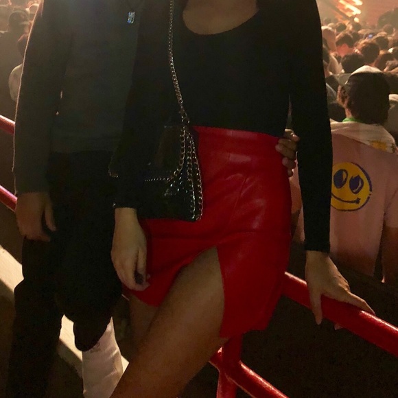 superdown Red Mini Skirt - Picture 4 of 4